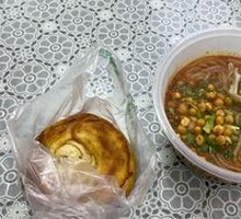 Stewed Intestine Noodles