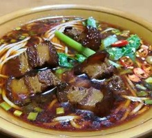 Classic Secret Braised Pork Rice Noodle Soup