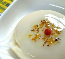 Osmanthus Ice Tofu Pudding