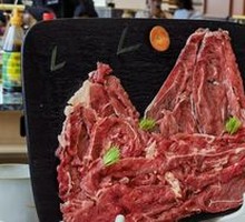 Fresh-cut Wagyu Strip