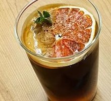 Grapefruit Tonic Americano