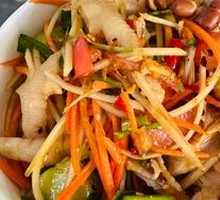 Dai-style Crushed Boneless Chicken Feet