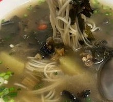 Sour Cabbage and Potato Noodles