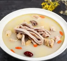 Stewed Chicken with Pig's Trotter