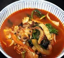 Korean Spicy Seafood Soup