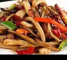 Cured Meat and Wood Ear Mushroom Baozi Rice