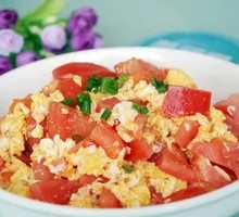 Scrambled Eggs with Tomatoes