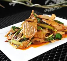 Fried Pork with Tofu Skin