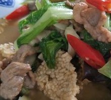 Fried Rice Noodles with Pork