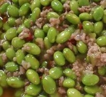 Minced Pork with Green Peas