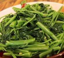 Stir-Fried Water Spinach