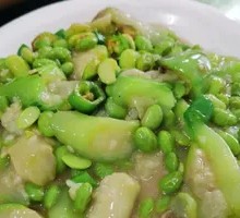 Loofah with Green Peas