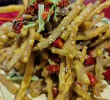 Dry-Fried Sesame Lotus Root Strips