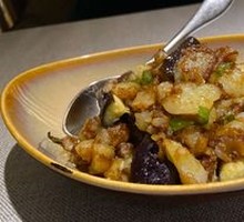 Stir-Fried Potato with Eggplant Puree