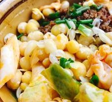 Special Pea Fried Sauce Noodles