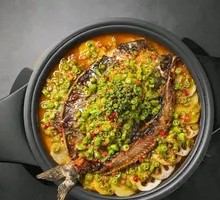 Crisp Green Pepper Roasted Qian Fish