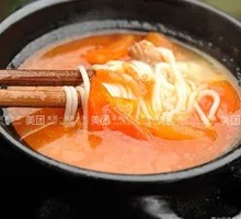 Tomato Meatball Rice Noodles