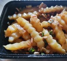 Signature Wolf Tooth Potato