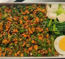 Green Pepper Chicken Rice