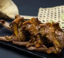 Braised Chicken Neck in Soy Sauce