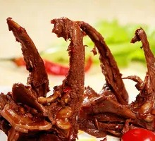 Spicy Braised Duck Neck Bones