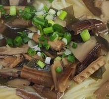 Three Delicacies Noodles