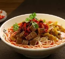 Spicy Beef Rice Noodles