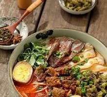 Spicy Family Feast Rice Noodles