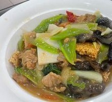 Fried Rice Noodles with Pork