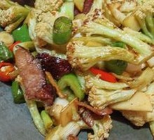 Farmhouse Dry Pot Cauliflower