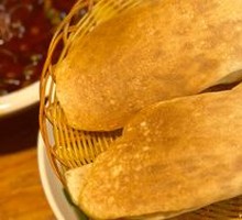 Pot-edge Steamed Bun