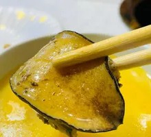 Abalone and Bird's Nest Chicken Golden Soup