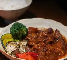 Spicy Curry Braised Beef, Ox Tendon, and Ox Tongue
