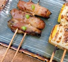 Cheese Egg Roll with Pork