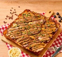 Chieftain Black Truffle Steak Pizza