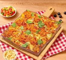 Spicy Crawfish Pizza