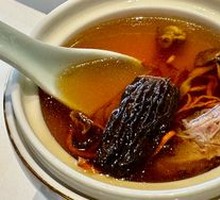 Steam Pot Chicken with Wild Mushrooms