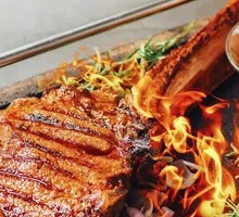 Listen香 Signature Tomahawk Steak