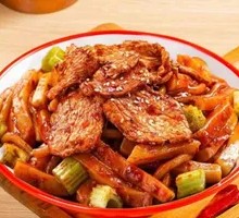 Beef Noodle Soup with Wide Noodles