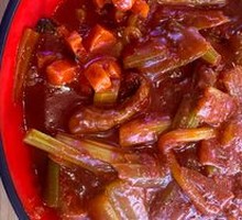 Stir-Fried Rice Noodles with Beef and Celery