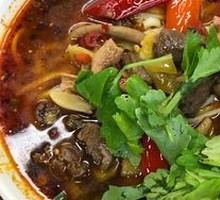 Braised Chicken Offal Noodles