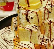 One-Bite Ice Cream Toast