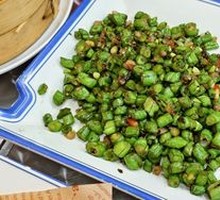 Lan菜 and Meat Floss Stir-fried Green Beans