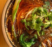 Braised Beef Tendon Noodles