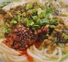 Sour Cabbage and Pork Noodles