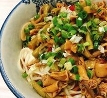 Chicken Offal Noodles
