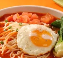 Fresh Tomato Fried Egg Noodles