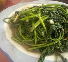Stir-fried Sweet Potato Greens
