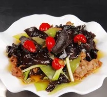 Bamboo Shoots with Wood Ear Mushrooms