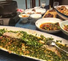 Steamed Snakehead with Scallion Oil